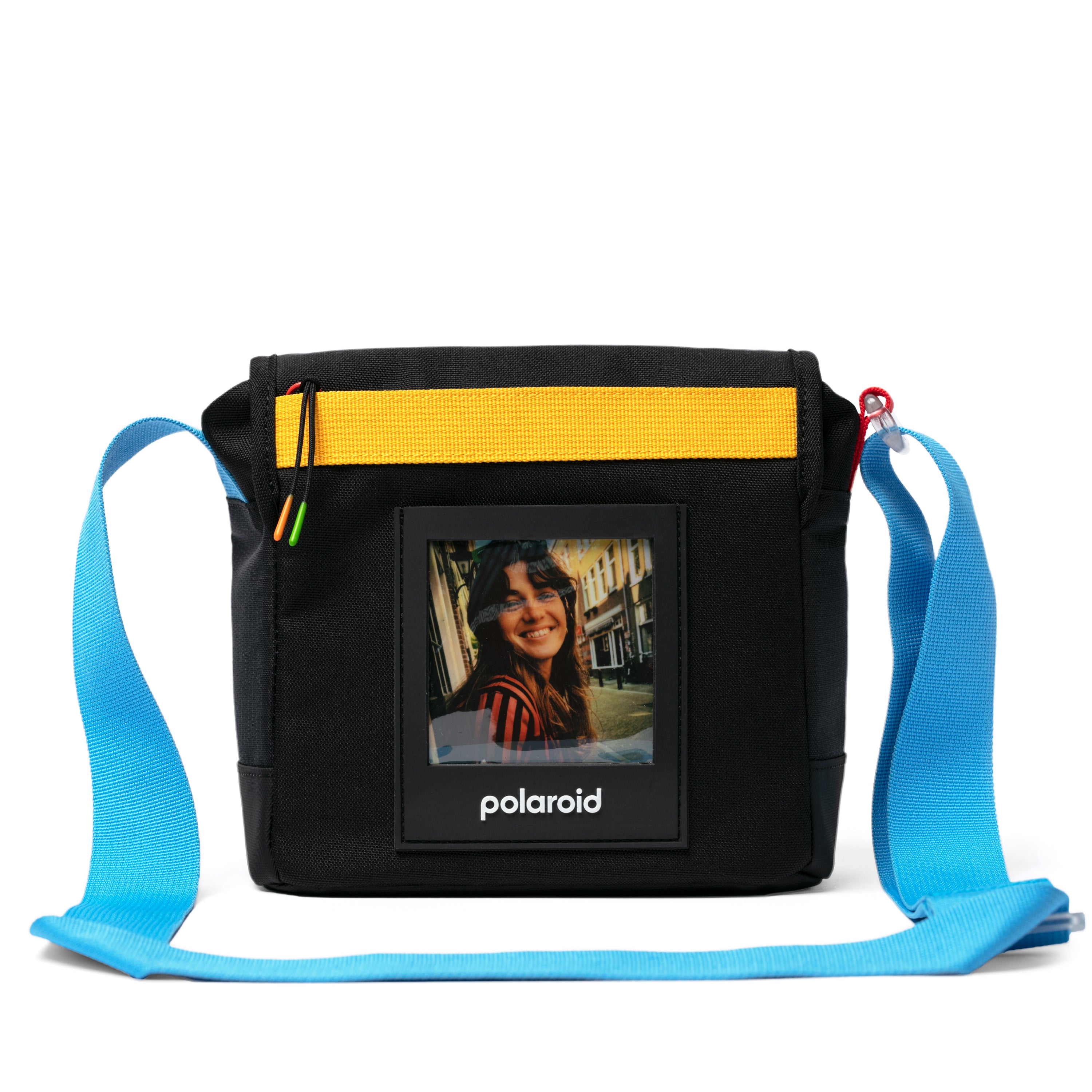 寶麗來 Polaroid 相機包-黑+ 紅藍帶 即影即有相機袋可調節帶 適用於所有 i-Type 和 600 相機;
絕緣膜顯影袋;
顯示標誌性標準尺寸寶麗來照片;