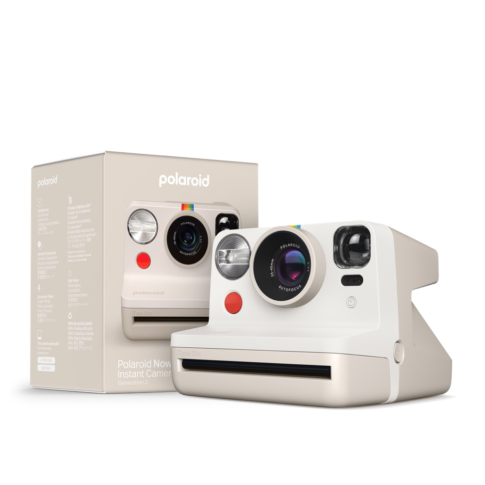 Polaroid Now Gen 2 - 復古白,自動對焦 2 鏡頭系統,由 40% 再生材料製成的經典外觀,與我們標誌性的全尺寸寶麗來膠片配合使用