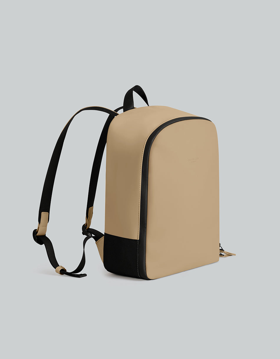 Gaston Luga Dash Daily Backpack 14" - Latte #DSDLBP14LT