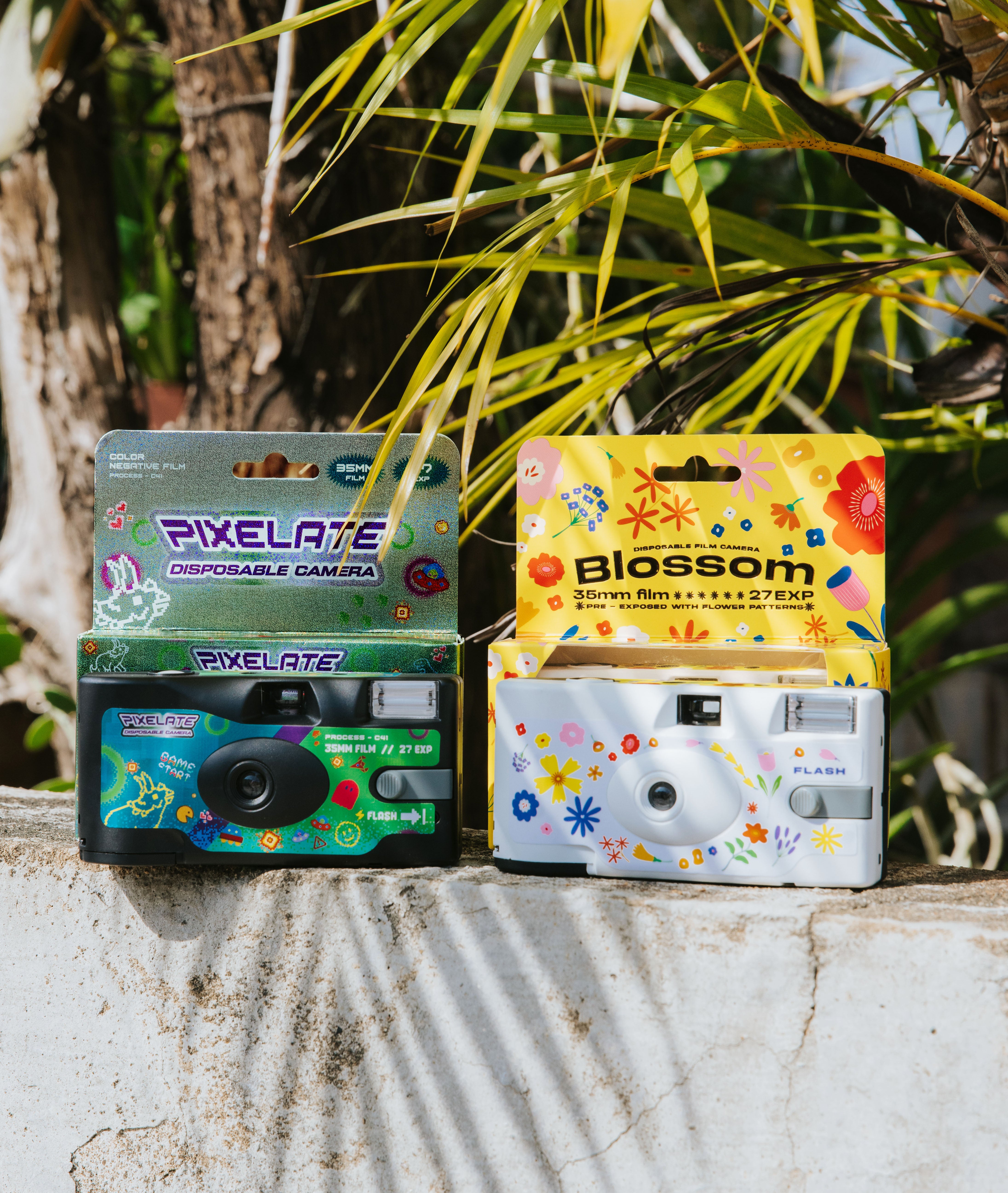 Retocolor Blossom 400 35MM Disposable Film Camera 27EXP *NEW