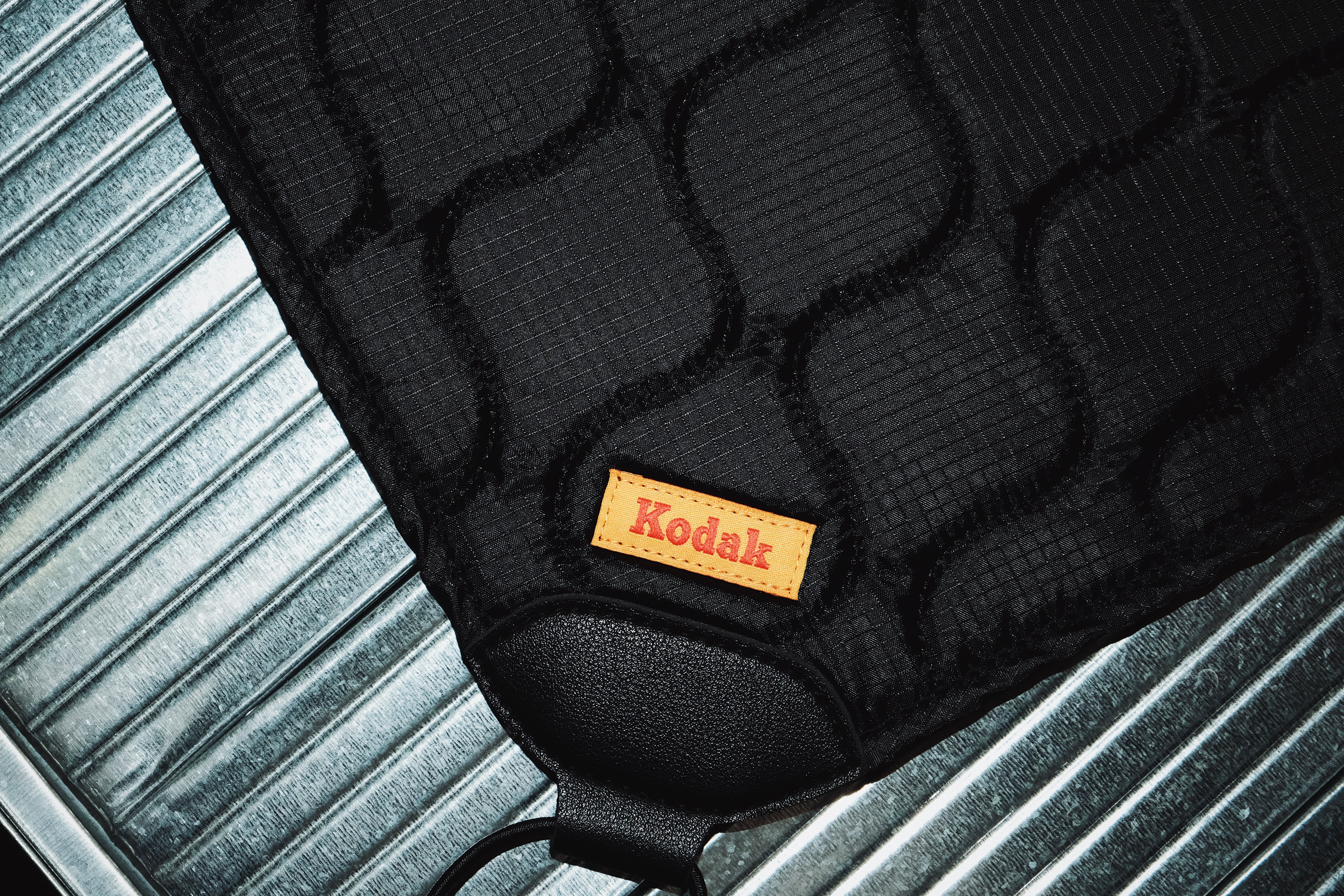 KODAK Camera Wrap Size M 31x31cm (Black)
