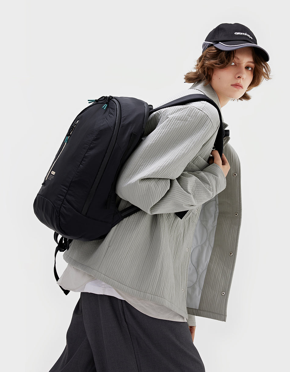 Gaston Luga Lightweight Backpack - Black #LW100