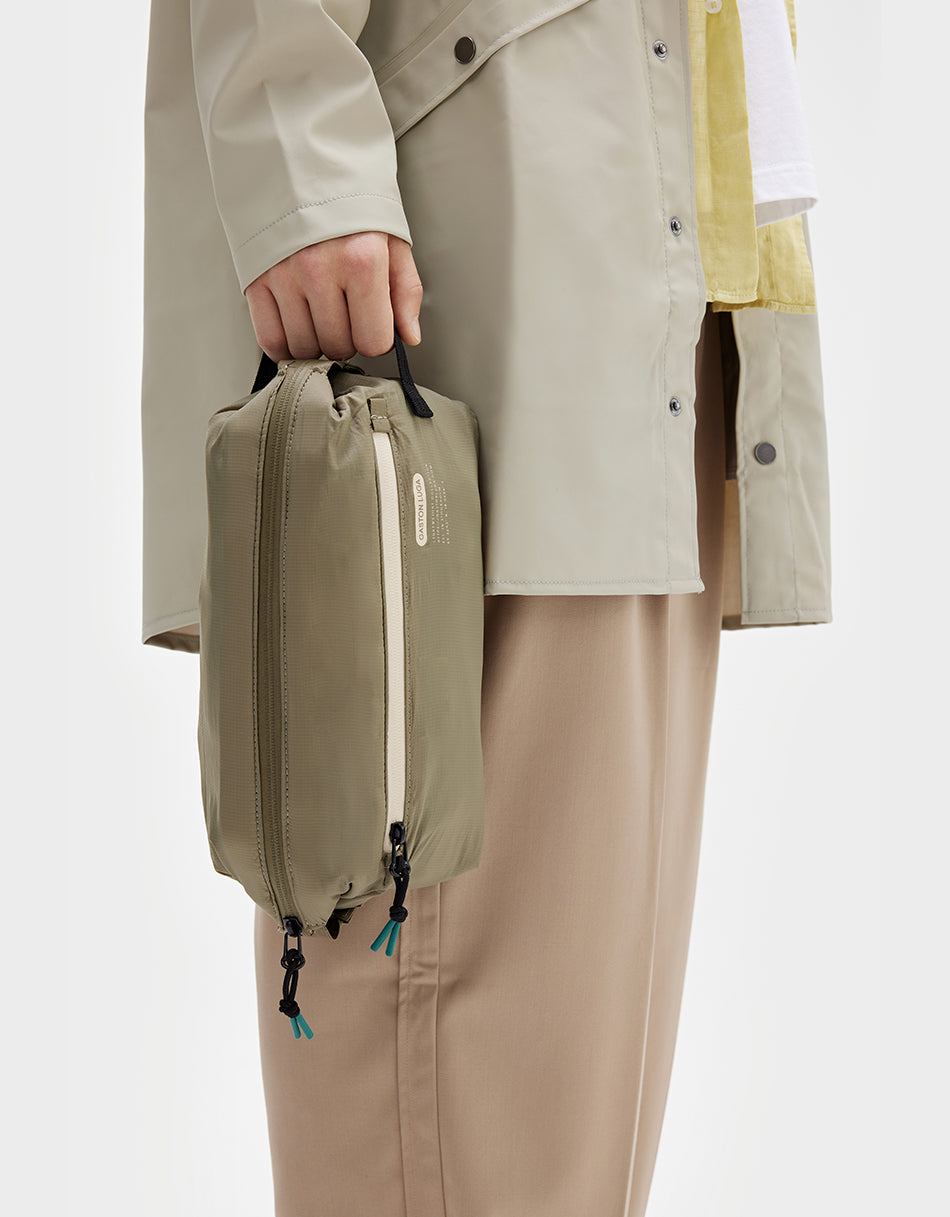 Gaston Luga Lightweight Washbag - Sage #LW503