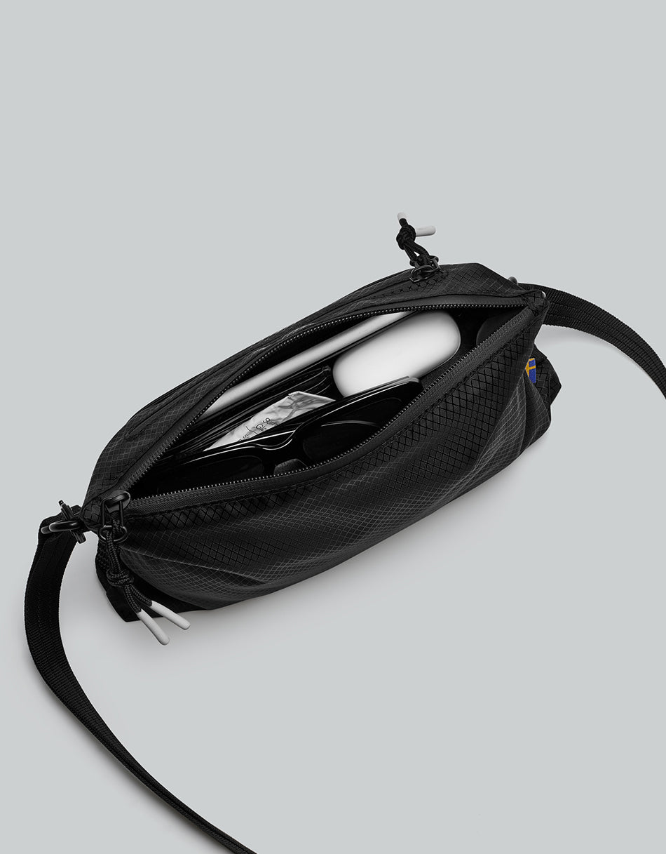 Gaston Luga Lightweight Crossbody Bag - Black #LWCBBK