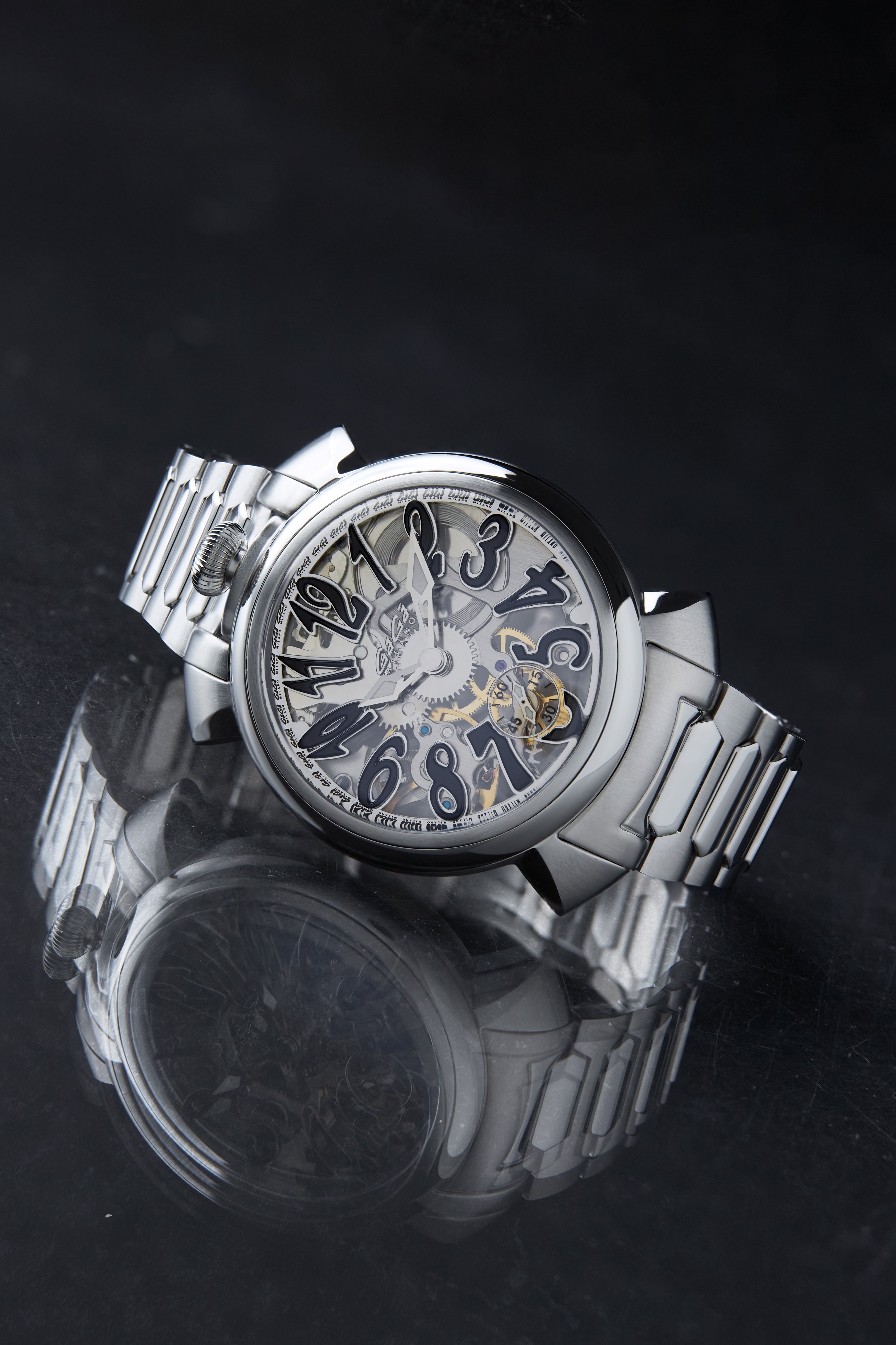 Gaga Milano MANUALE 44 STEEL